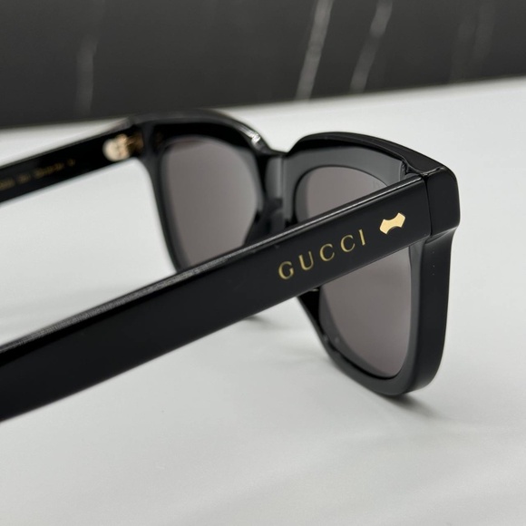 NEW GG1523S 001 GUCCI BLACK GREY SQUARE UNISEX GUCCI SUNGLASSES - Picture 8 of 12